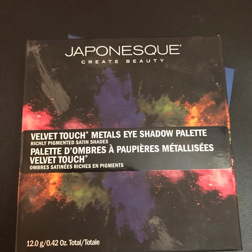 Japonesque Color Velvet Touch Metals Eyeshadow 🎨